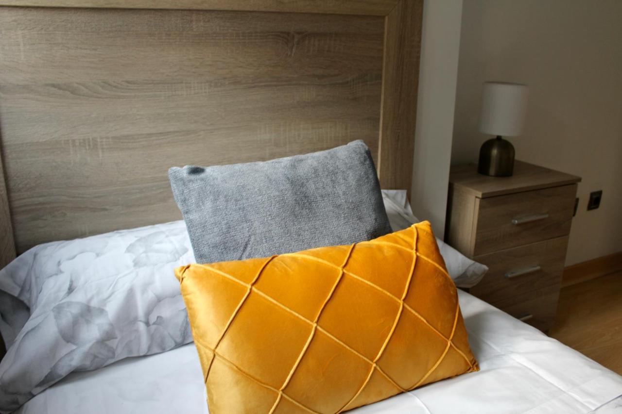 Wish Suite Gran Plaza De Sevilla Buitenkant foto