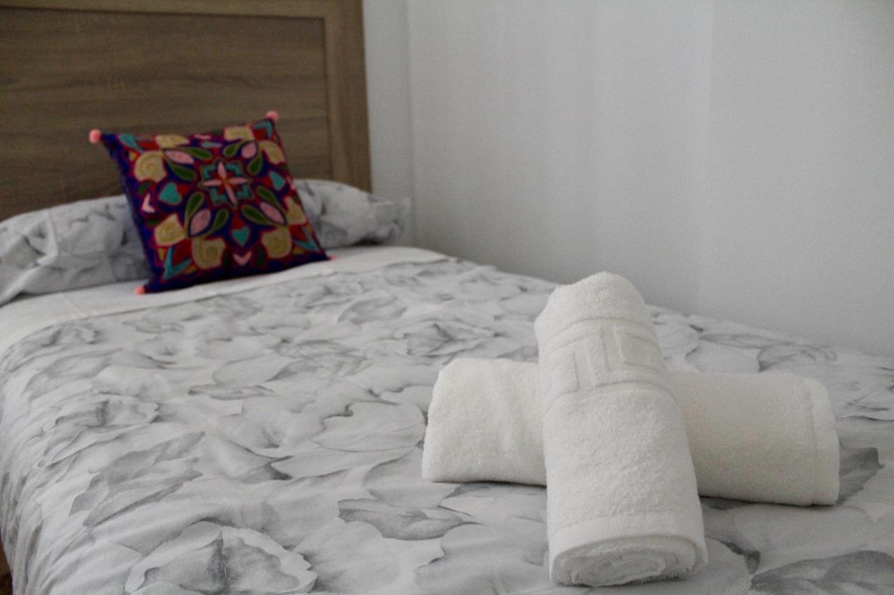 Wish Suite Gran Plaza De Sevilla Buitenkant foto