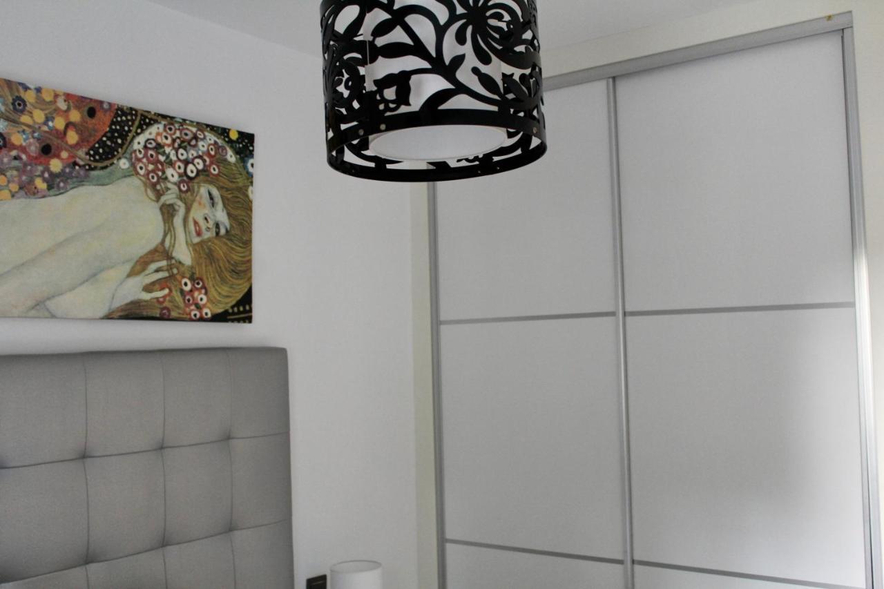 Wish Suite Gran Plaza De Sevilla Buitenkant foto