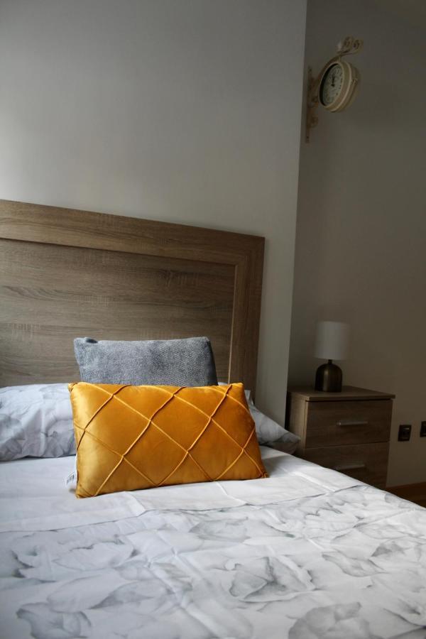 Wish Suite Gran Plaza De Sevilla Buitenkant foto
