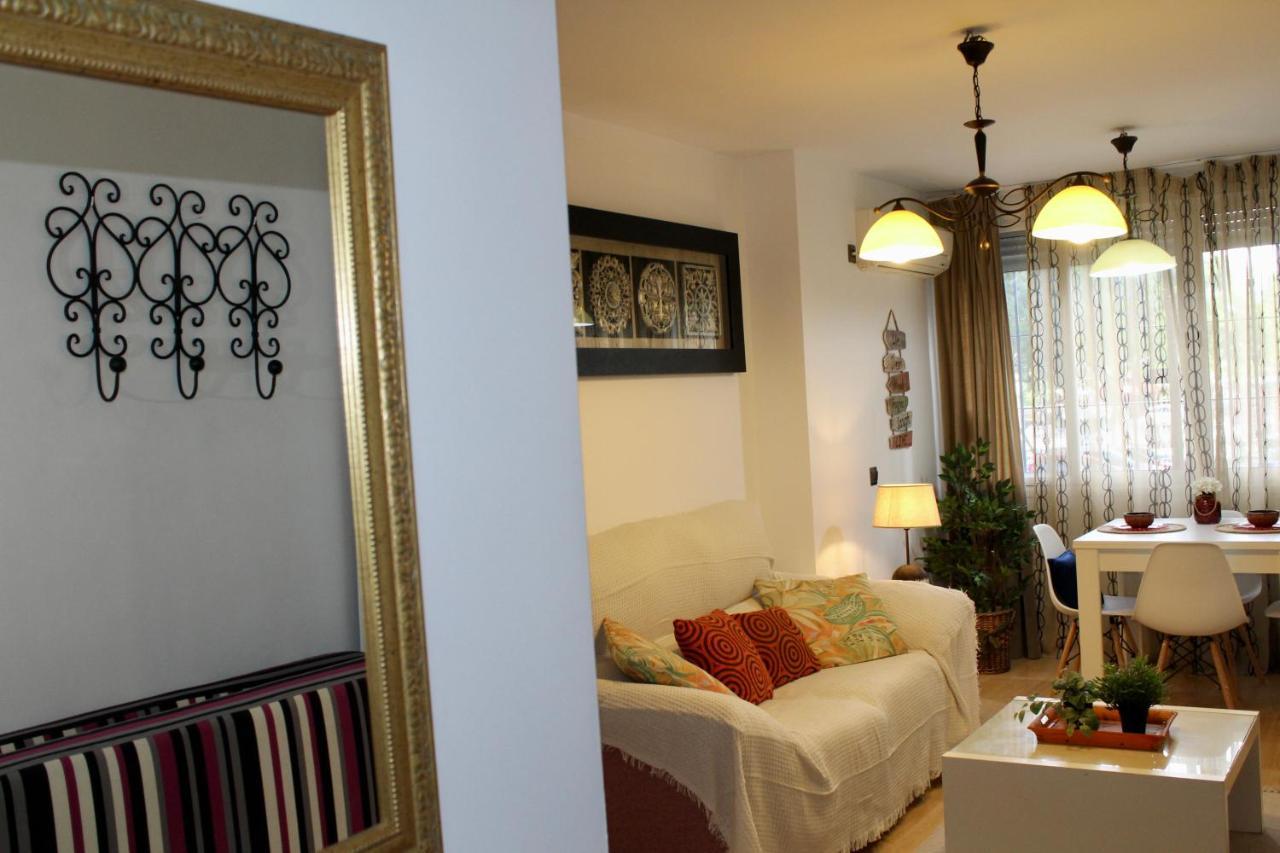 Wish Suite Gran Plaza De Sevilla Buitenkant foto